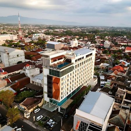 Java Lotus Hotel Jember Ngoại thất bức ảnh