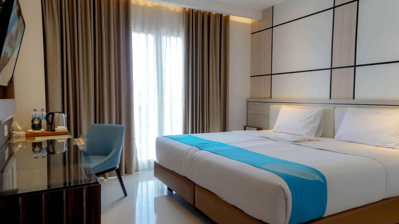 Java Lotus Hotel Jember Ngoại thất bức ảnh