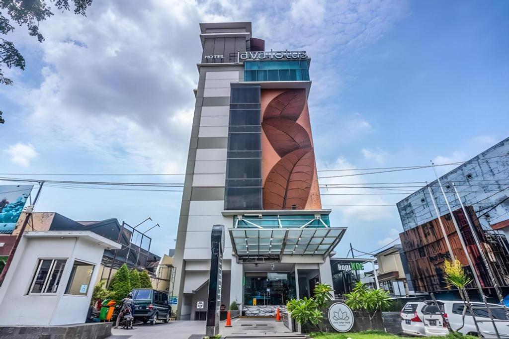 Java Lotus Hotel Jember Ngoại thất bức ảnh