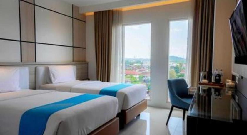 Java Lotus Hotel Jember Ngoại thất bức ảnh