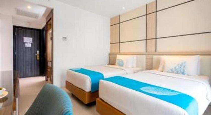 Java Lotus Hotel Jember Ngoại thất bức ảnh
