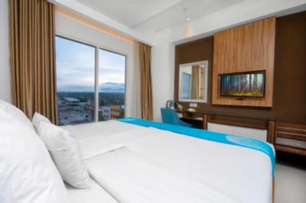 Java Lotus Hotel Jember Ngoại thất bức ảnh