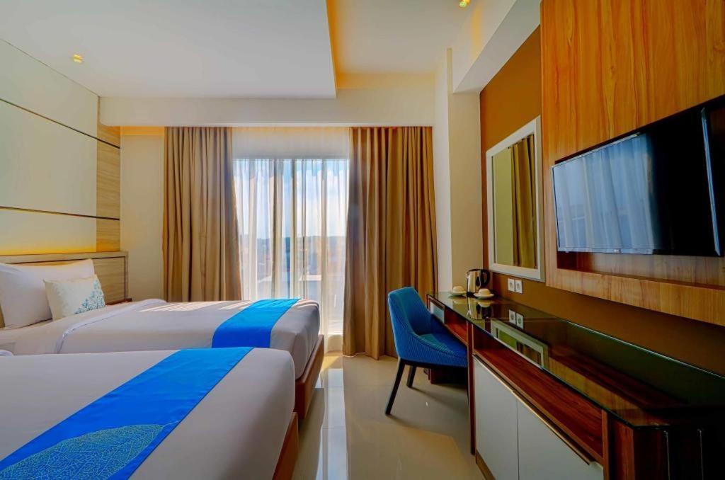 Java Lotus Hotel Jember Ngoại thất bức ảnh